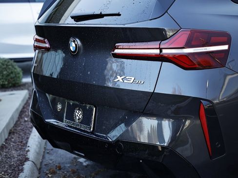 New 2026 BMW X3 xDrive30 w/ Premium Package image 9