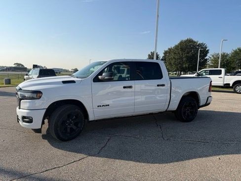 Used 2025 RAM 1500 Big Horn AWD/4WD image 8