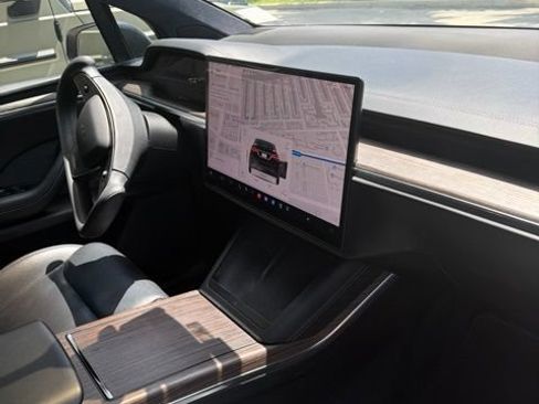 Used 2022 Tesla Model X AWD/4WD image 12