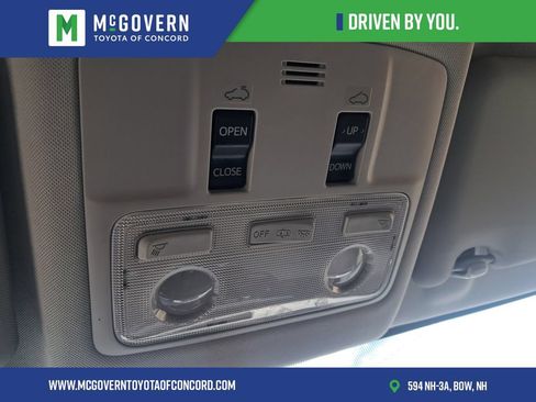 Used 2013 Toyota RAV4 XLE AWD/4WD image 24