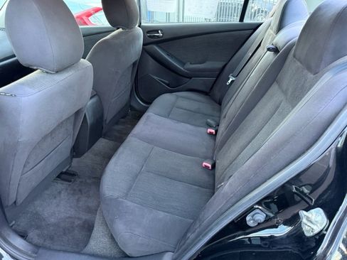 Used 2011 Nissan Altima 2.5 S w/ Convenience Pkg image 16