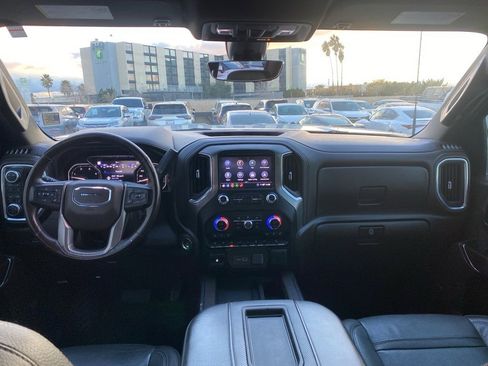 Used 2020 GMC Sierra 2500 Denali w/ Denali Ultimate Package image 22