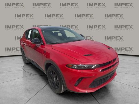 Used 2024 Dodge Hornet R/T Plus w/ R/T Blacktop Package AWD/4WD image 6