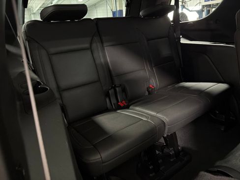 Certified 2022 Chevrolet Tahoe LT w/ Luxury Package AWD/4WD image 20