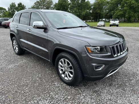 Used 2016 Jeep Grand Cherokee Limited image 3