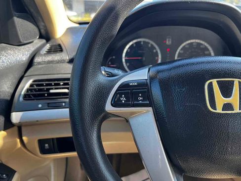 Used 2011 Honda Accord LX-P image 22