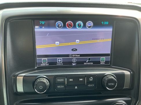 Used 2018 Chevrolet Silverado 1500 LT w/ Texas Edition image 26