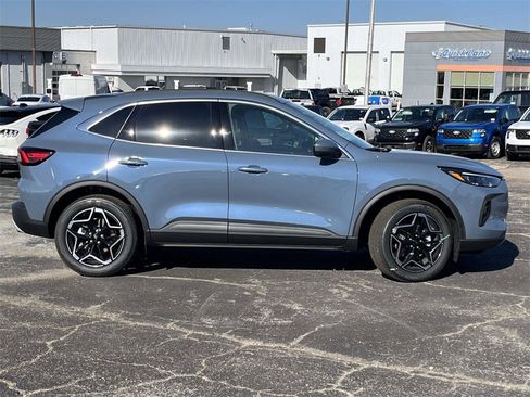 New 2026 Ford Escape Platinum image 2