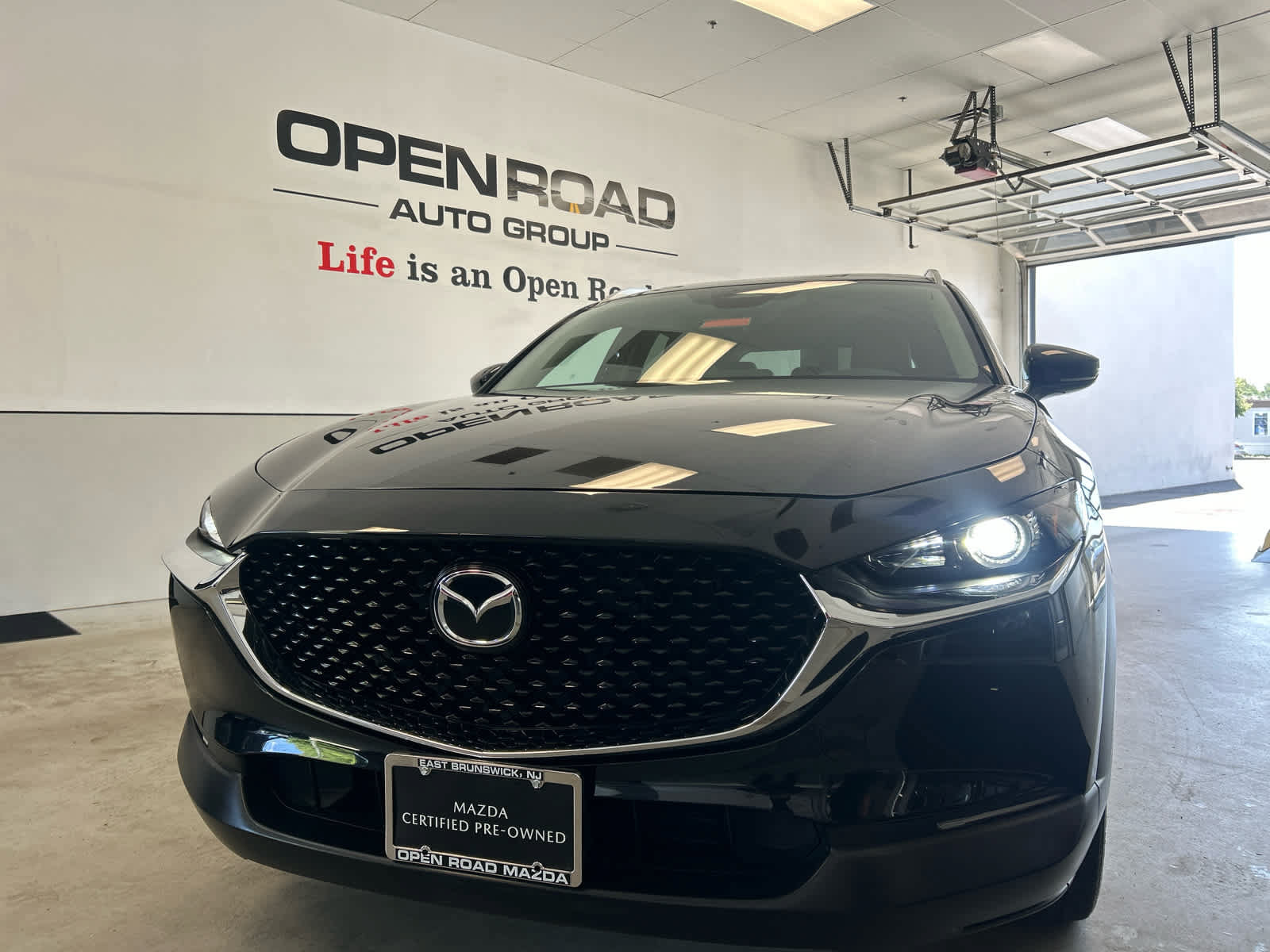 Certified 2024 MAZDA CX-30 AWD 2.5 S w/ Preferred Package image 1