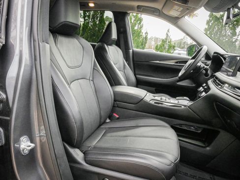 Used 2025 INFINITI QX60 Luxe AWD/4WD image 34