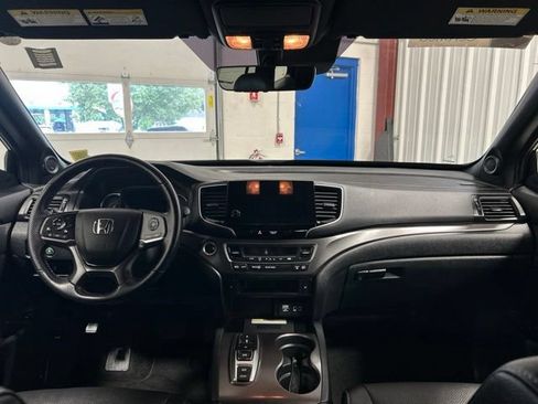 Certified 2023 Honda Passport EX-L image 17