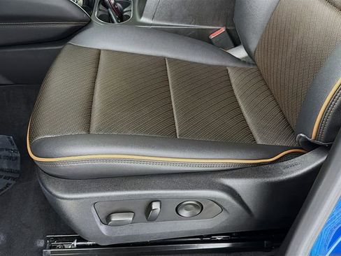 Used 2023 GMC Canyon AT4 w/ AT4 Premium Package image 21