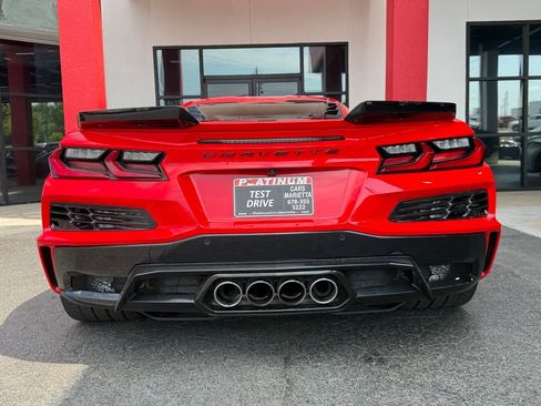 Used 2023 Chevrolet Corvette Z06 RWD image 11