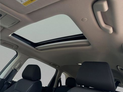 Used 2023 Honda CR-V EX image 29