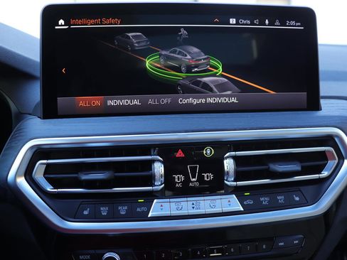 New 2025 BMW X4 xDrive30i w/ Premium Package image 37