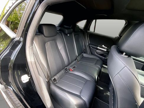 Used 2023 Mercedes-Benz GLA 250 image 26