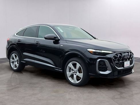 New 2025 Audi Q5 Premium Plus image 2