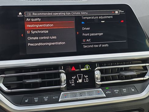 Used 2023 BMW M440i Coupe w/ Premium Package image 22