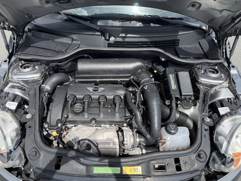 Used 2010 MINI Cooper John Cooper Works FWD image 18