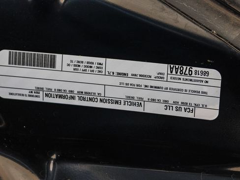 Used 2024 RAM 2500 Laramie w/ Safety Group AWD/4WD image 28