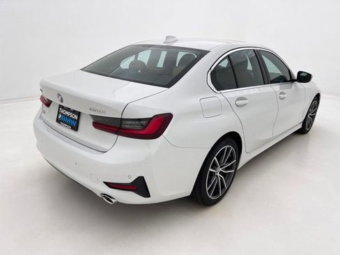 Certified 2022 BMW 330i xDrive Sedan w/ Driving Assistance Package AWD/4WD image 7