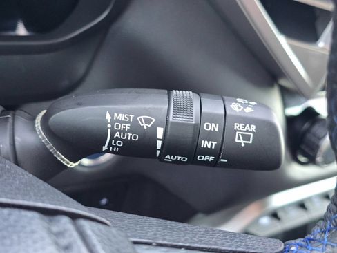 Used 2024 Toyota Sequoia Platinum AWD/4WD image 30