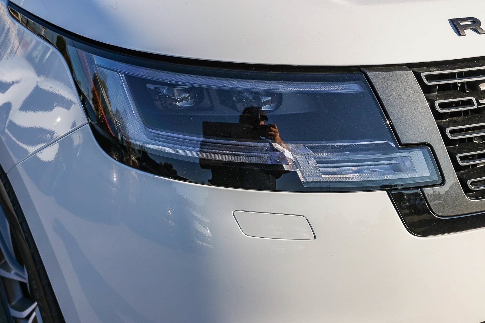 New 2026 Land Rover Range Rover SE AWD/4WD image 15