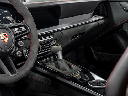 Used 2024 Porsche 911 GT3 RS image 23