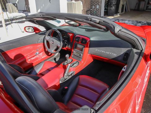 Used 2007 Chevrolet Corvette Convertible w/ Preferred Equipment Group RWD image 29