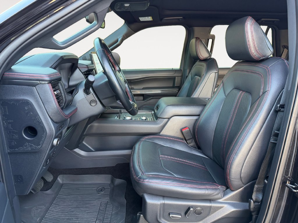 Used 2022 Ford Expedition Limited AWD/4WD image 14