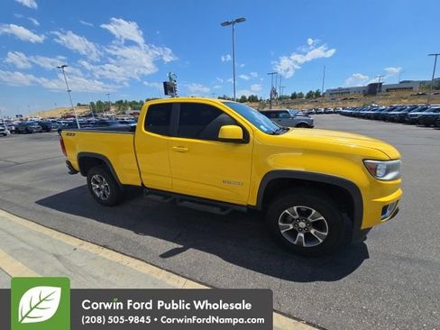 Used 2015 Chevrolet Colorado Z71 w/ Trail Boss Edition AWD/4WD image 8