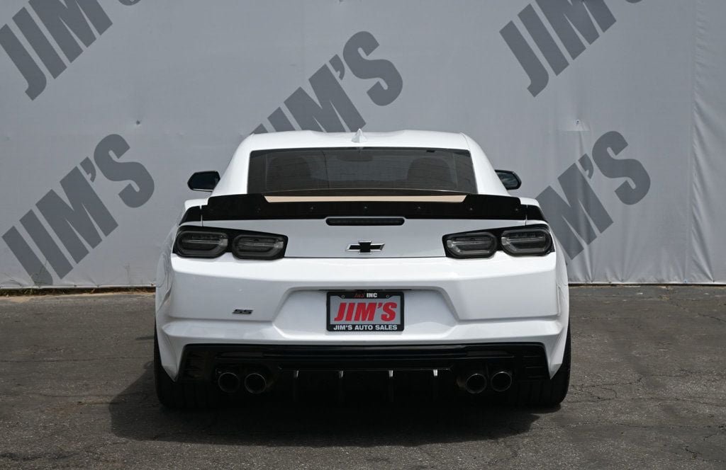 Used 2020 Chevrolet Camaro SS RWD image 6