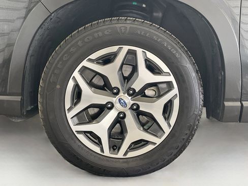 Used 2023 Subaru Forester Premium image 21