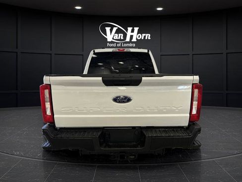 New 2026 Ford F250 XL w/ XL Off-Road Package AWD/4WD image 11
