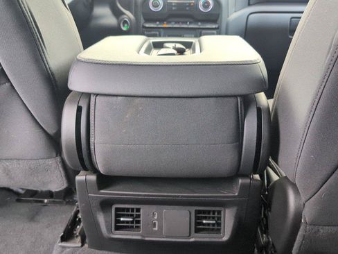 Used 2025 Chevrolet Silverado 1500 Custom Trail Boss AWD/4WD image 33