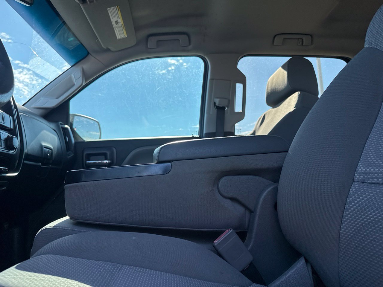 Used 2018 Chevrolet Silverado 1500 Custom w/ Custom Convenience Package RWD image 45