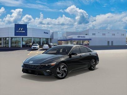 New 2025 Hyundai Elantra SEL w/ Cargo Package