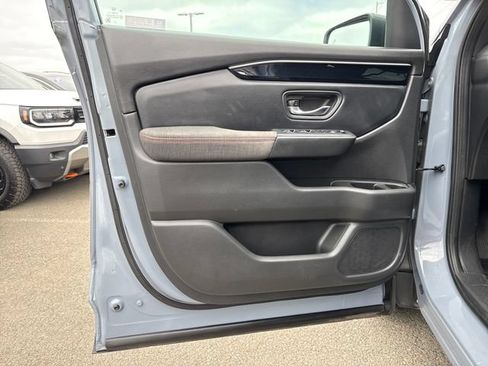 Certified 2023 Honda Pilot Sport image 16
