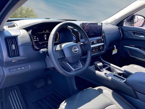 New 2026 Nissan Pathfinder SL w/ SL Premium Package FWD image 7