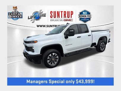 Used 2024 Chevrolet Silverado 2500 Custom w/ Custom Value Package