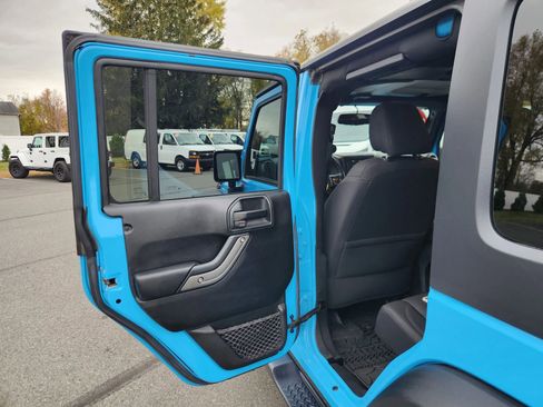 Used 2017 Jeep Wrangler Unlimited Sport w/ Quick Order Package 24S image 35