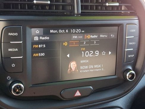 Certified 2022 Kia Soul LX w/ Technology Package image 17