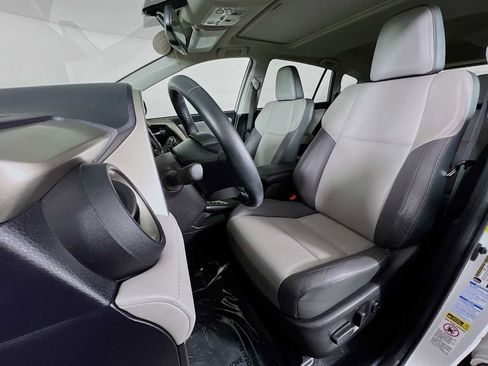 Used 2015 Toyota RAV4 Limited AWD/4WD image 22
