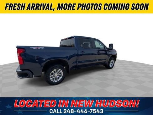 Used 2023 Chevrolet Silverado 1500 RST AWD/4WD image 2
