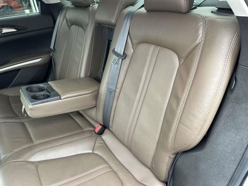 Used 2013 Lincoln MKZ FWD image 27