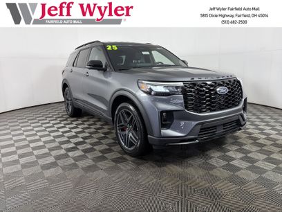 Used 2025 Ford Explorer ST-Line w/ ST-Line Street Pack