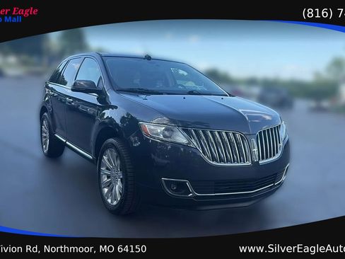 Used 2013 Lincoln MKX AWD image 7