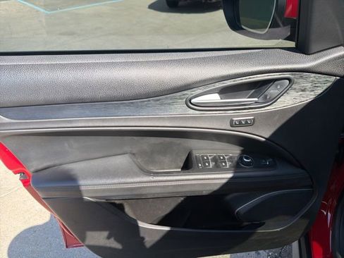 Used 2020 Alfa Romeo Stelvio AWD image 22