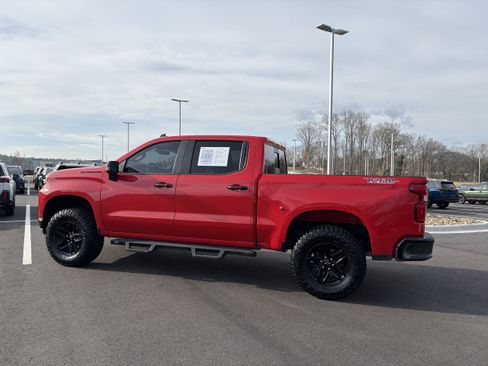 Used 2021 Chevrolet Silverado 1500 LT Trail Boss w/ Convenience Package II image 5