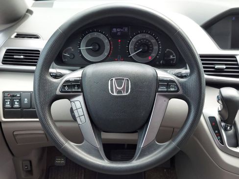 Used 2014 Honda Odyssey EX image 12